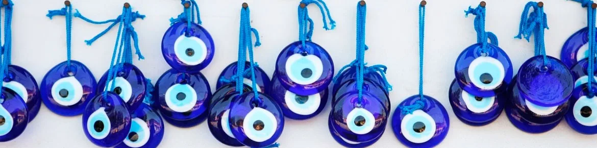 Los 37 Amuletos y Talismanes más Populares y Conocidos del Mundo