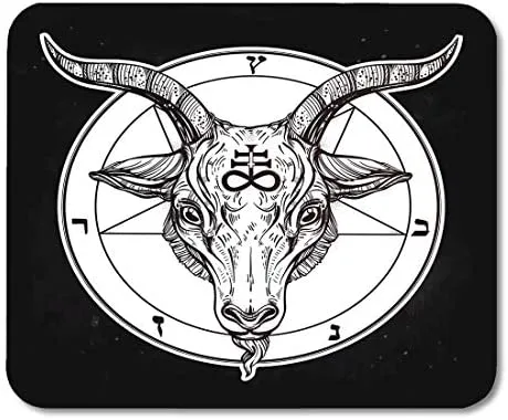 CABEZA DE CABRA SATANICA