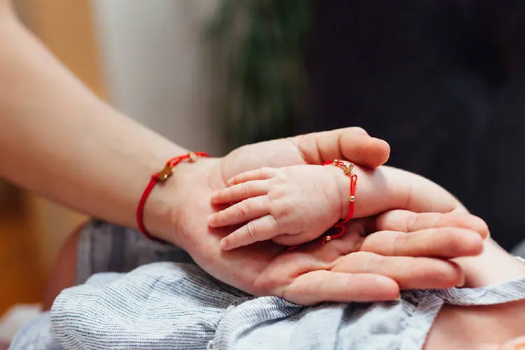 Amuletos para bebes recién nacidos 1